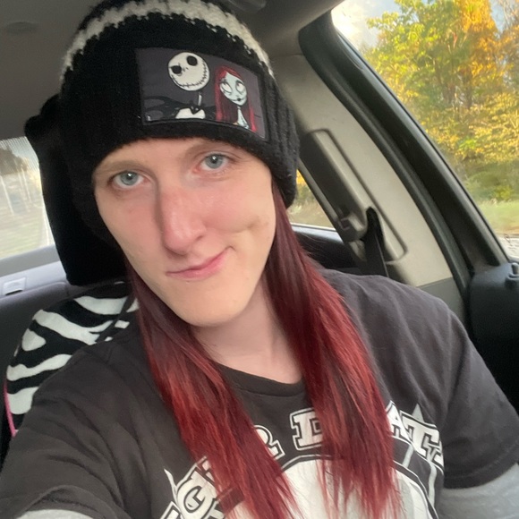 Meet your Posher, Chrissy - Picture 1 of 1